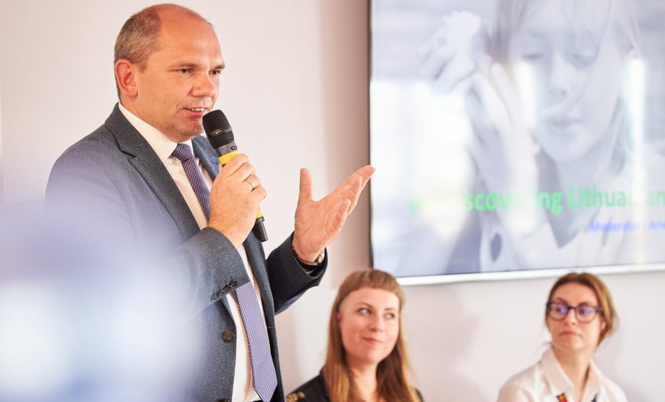 Kanų kino festivalyje aukštai iškelta Lietuvos vėliava