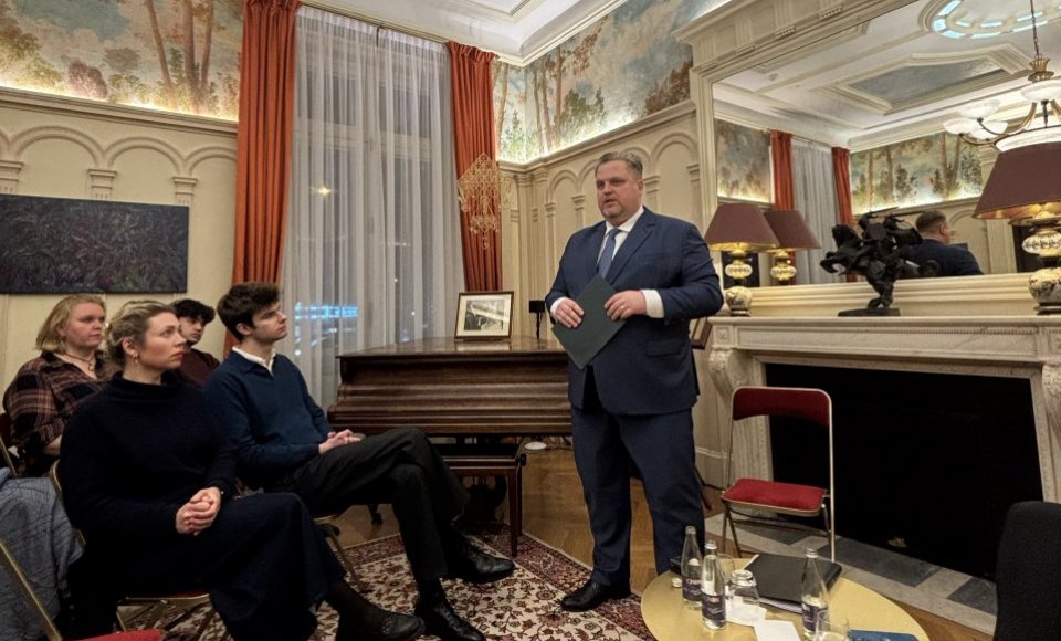 Lietuvos ambasadoje Paryžiuje – susitikimas-diskusija su Užsienio reikalų viceministru Taurimu Valiu